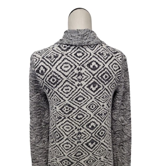 ANTHROPOLOGIE Postmark Konya Cowl-neck Sweater - Picture 5 of 14